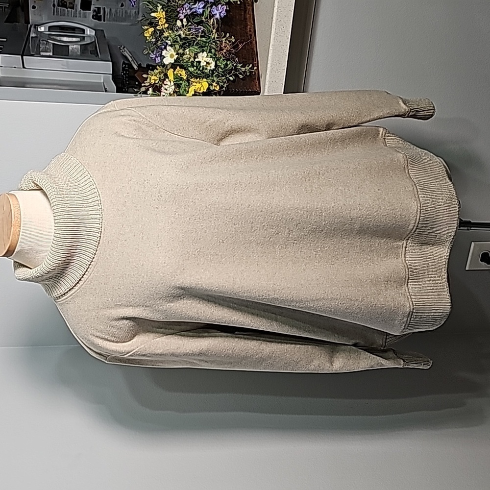 A new day, sweatshirt sweater type. Soft and cozy. Size XXL. Turtleneck.‎ Beige
